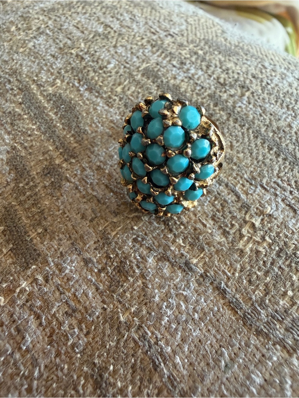 Vintage Turquoise and Gold Cluster Dome Ring adjustable, good condition!